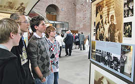 Anne Frank-Ausstellung in der Basilika.