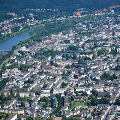Das Luftbild gibt einen Überblick über Trier-Süd