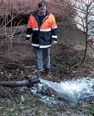 Werner Heib, Stadtwerke-Monteur im Bereich Gas- und Wassernetz, bei der Frostspülung. Foto: SWT