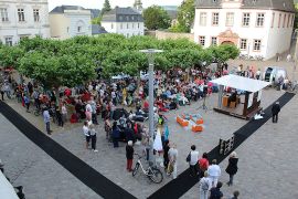Das Festival StadtLesen findet auf dem Domfreihof statt.